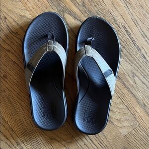 Reef Black and Tan Flip-Flops